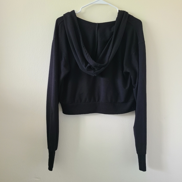 F21 Black Cropped Athletic Hoodie - Picture 2 of 5